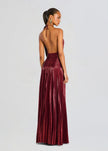 V. E. Vestido Maxi Plisado Metalizado Borgoña con Abertura