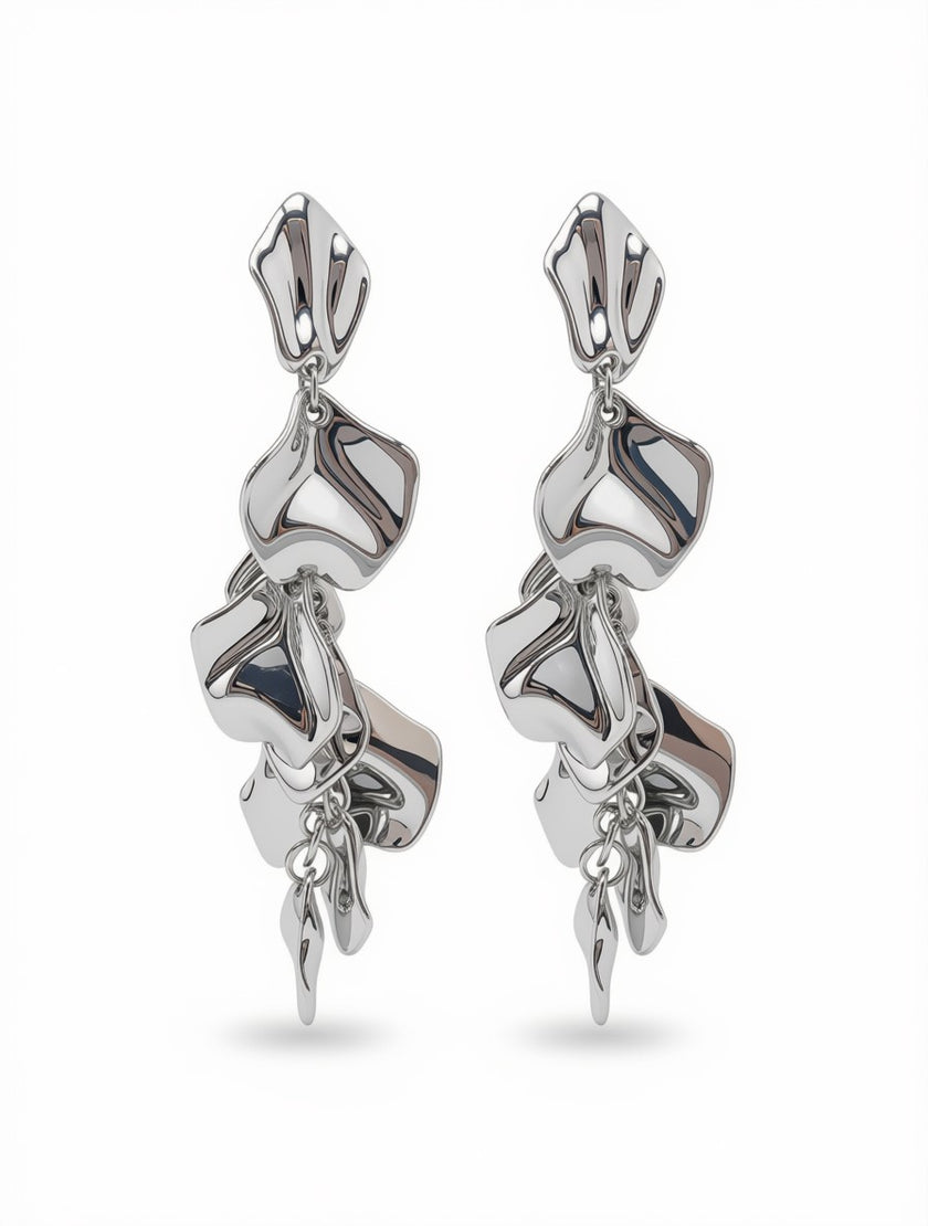 Zarcillos Cascadas Metálicas Chrome Organic Petal Statement